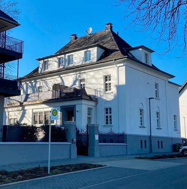 Foto - Großzügige Dachgeschosswohnung in ruhiger Lage, Nähe, Bonn