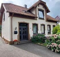 Gepflegtes Einfamilienhaus in zentraler Lage von privat - Jübek