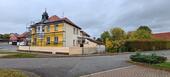 Foto - Kirchengebäude, Herrenhaus, Villa auf Mietbasis oder Bar zum Verk