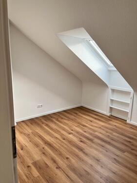 Foto - 3 Zimmer Dachgeschoßwohnung in Wiesbaden