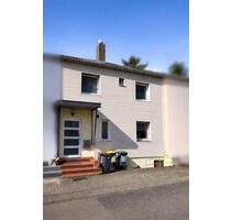 Gepflegtes Reihenmittelhaus mit Garten & Kamin - Frankfurt am Main Rödelheim