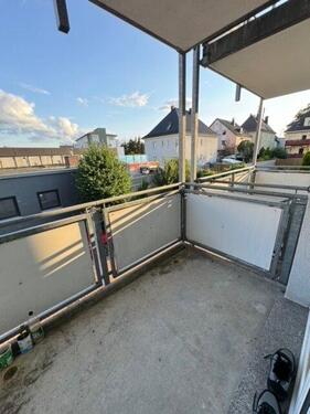 Foto - Erstbezug nach Renovierung ** 1 Zimmer mit Balkon in verkehrsgünstiger Lage ** Voll möbliert inkl. TG