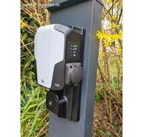 Moderner E-Stellplatz mit Ladesäule - Chemnitz Bernsdorf