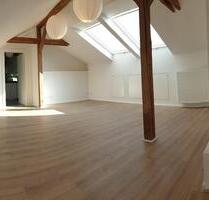 Helle und große 2,5-Zimmer Wohnung mit Garten in Medenbach - Wiesbaden Bierstadt