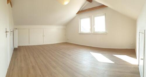 Foto - Dachgeschoßwohnung in Wiesbaden zur Miete