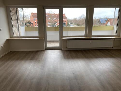 Foto - Provisionsfrei,renovierte 4-Zimmer-Wohnung+ Tiefgarage, Davensted