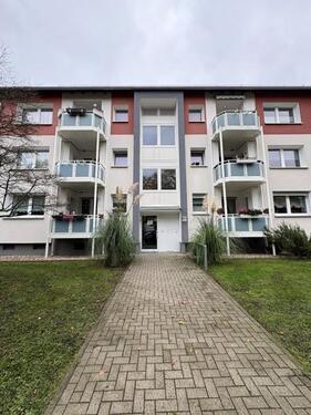 Foto - Wohlfühlen leicht gemacht – renovierte Wohnung mit Bad & Balkon