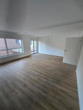 Foto - 3 Zimmer Wohnung kernsaniert - 1.350,00&nbsp;EUR Kaltmiete, ca.&nbsp; 93,00&nbsp;m&sup2;