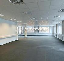 Renovierte und helle Gewerbeeinheit mit moderner Ausstattung im etablierten Gewerbezentrum - Oberndorf am Neckar