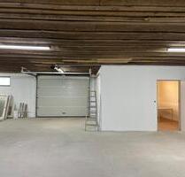 Lagerhalle oder Lagerflächen - 1.930,00 EUR Kaltmiete, in Gilching (PLZ: 82205)