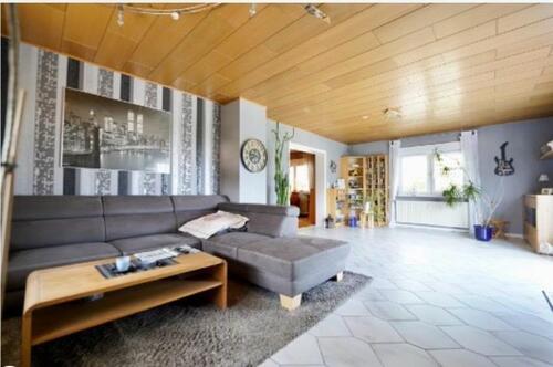 Foto - Großzügige 6-Zimmer-Maisonettewohnung