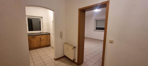 Foto - Helle 2-Zimmer Erdgeschosswohnung mit Einbauküche & Stellplatz