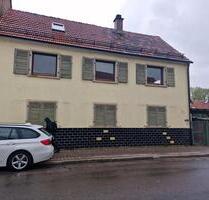 Haus mit Anliegerwohnung in guter Lage in Wörth - Germersheim