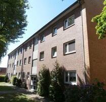 Zwei-Zimmer-Wohnung mit Balkon - 590,00&nbsp;EUR Kaltmiete, ca.&nbsp; 54,00&nbsp;m&sup2; in Geesthacht (PLZ: 21502)