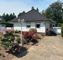 Einfamilienhaus - 310.000,00&nbsp;EUR Kaufpreis, ca.&nbsp; 98,00&nbsp;m&sup2; in Neumünster (PLZ: 24537) Böcklersiedlung