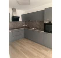 2,5 Zimmer Wohnung - 900,00 EUR Kaltmiete, ca.  75,00 m² in Öhringen (PLZ: 74613)