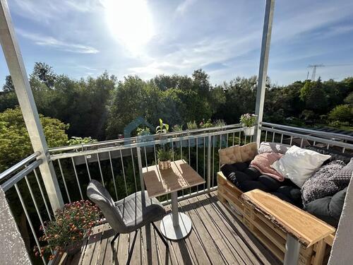 Foto - Moderne 2- Zimmer- Wohnung mit Balkon, Nähe Helios Klinik, Tolles Gemeinschaftsgrundstück