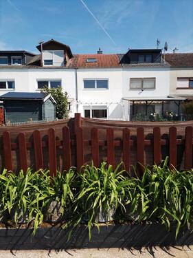 Foto - Reihenhaus - 1.160,00&nbsp;EUR Kaltmiete, ca.&nbsp; 84,00&nbsp;m&sup2;