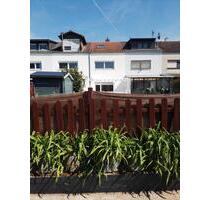 Reihenhaus - 1.160,00&nbsp;EUR Kaltmiete, ca.&nbsp; 84,00&nbsp;m&sup2; in Rodgau (PLZ: 63110)