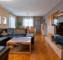 Sonnige und helle 3 Zi. Wohnung mit Südwest Balkon - Dornstadt