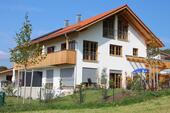 Foto - stilvolle 3-Zimmer-Wohnung 1.OG und DG mit Balkon in Peiß