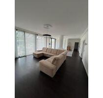 Penthousewohnung - 2.000,00&nbsp;EUR Kaltmiete, ca.&nbsp; 180,00&nbsp;m&sup2; in Geilenkirchen (PLZ: 52511)