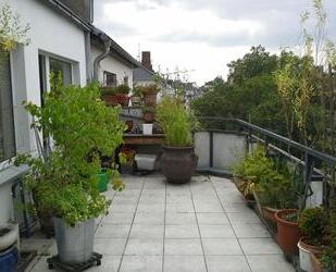 Vollmöbliertes Studio mit Dachterasse zentral in Düsseldorf Mitte