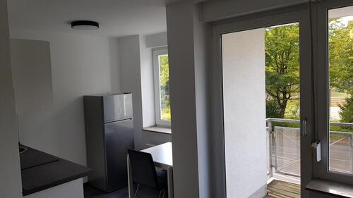 Foto - Helles möbliertes Apartment mit Balkon & TG-Stellplatz nahe Schloss Benrath