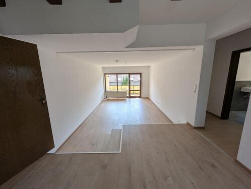 Foto - Schwebheim · Lichtdurchflutete 3-Zimmer-Wohnung · Modern · Balkon