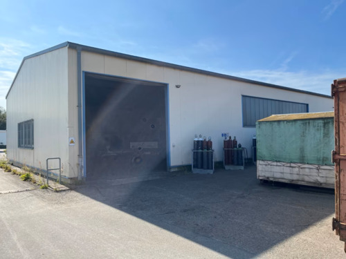 Foto - Vermietung Hallenstellplätze für Boot Auto Wohnmobile