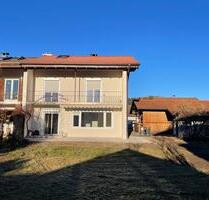 Schön sanierte DHH mit Garten in ruhiger Lage in Vachendorf