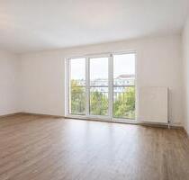 Frisch renovierte, helle 2-Zimmer-Wohnung in der Paulstadt - Schwerin