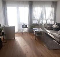 Attraktive 3-Zimmer-Wohnung mit 2 Terrassen und Garten - Winnenden