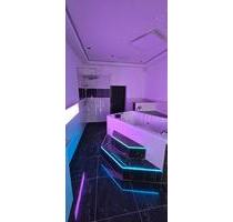 Exklusive 2-Zimmer-Wohnung mit Jacuzzi,Pool und Gartennutzung - Ober-Olm