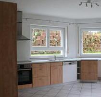 Geräumige 2-Zimmer-Wohnung mit EBK und Terrasse in Kraichtal