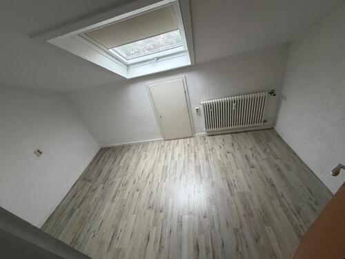 Foto - Dachgeschoßwohnung in Weinstadt zur Miete