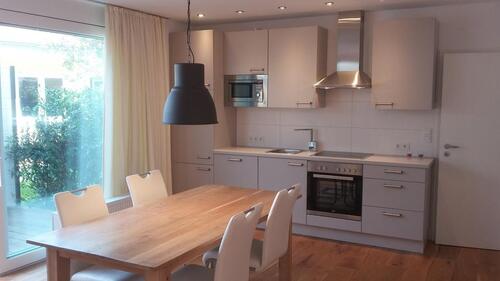 Foto - Exklusive voll möbl. 2 Zimmer Wohnung in 60528 Niederrad Nähe DFB