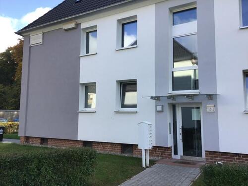 Foto - Neue Wohnung, neues Glück! 3-Zimmer-Wohnung frisch saniert