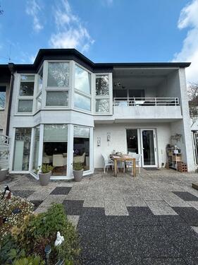 Foto - Gepflegte Doppelhaushälfte mit 2 Wohneinheiten (2x 80qm)