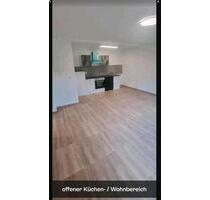ERSTBEZUG, PROVISIONSFREI 1 Zi. Apartment in WÜRZBURG