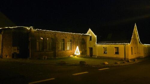 Foto - Bezugsfertiges Einfamilienhaus mit Werkstatt & Partyraum