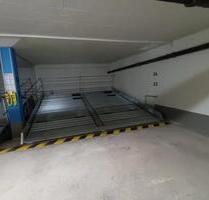 Frisch sanierter Duplex-Stellplatz (oben) – Frankfurter RingBMW - München Schwabing-Freimann