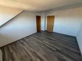 Foto - 3 Zimmer Dachgeschoßwohnung zur Miete in Werdau