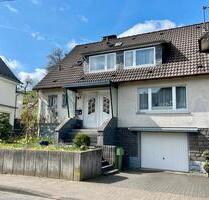 Doppelhaushälfte mit Panoramablick - Gummersbach Hepel