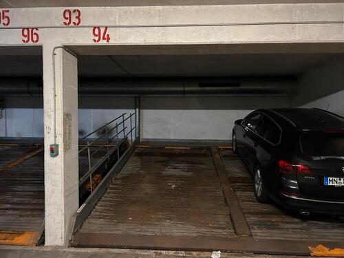 Foto - Tiefgaragen Stellplatz Duplexparker