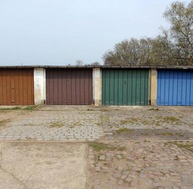 Foto - Doppel-Garage zu vermieten - 79,00 EUR Miete,
