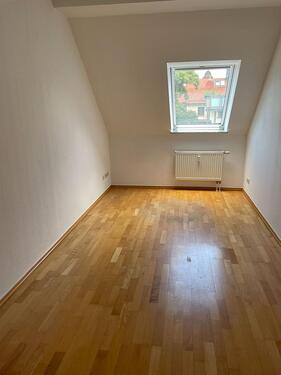 Foto - Dachgeschoßwohnung in Halle (Saale) zur Miete