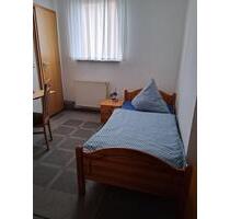 Einzelzimmer Mit Dusche und WC - 450,00&nbsp;EUR Kaltmiete, ca.&nbsp; 12,00&nbsp;m&sup2; in Vechelde (PLZ: 38159)