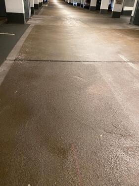 Foto - Parkplatz in der Tiefgarage - 75,00&nbsp;EUR Miete,