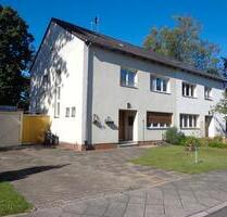 Doppelhaushälfte Kladow - 700.000,00&nbsp;EUR Kaufpreis, ca.&nbsp; 136,00&nbsp;m&sup2; in Berlin (PLZ: 12203) Steglitz-Zehlendorf
